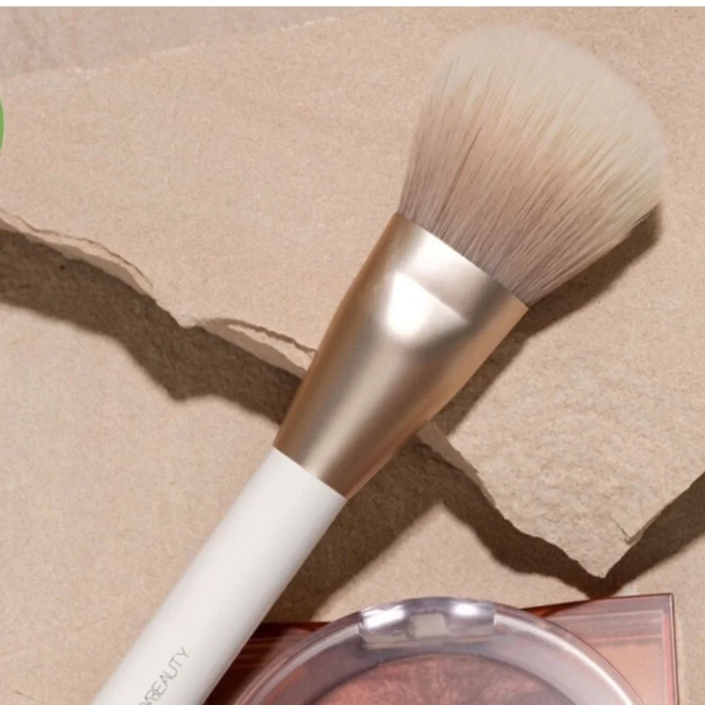 💎 Huda Beauty Glowish Face Bronze and Blush Completion Makeup Brush New